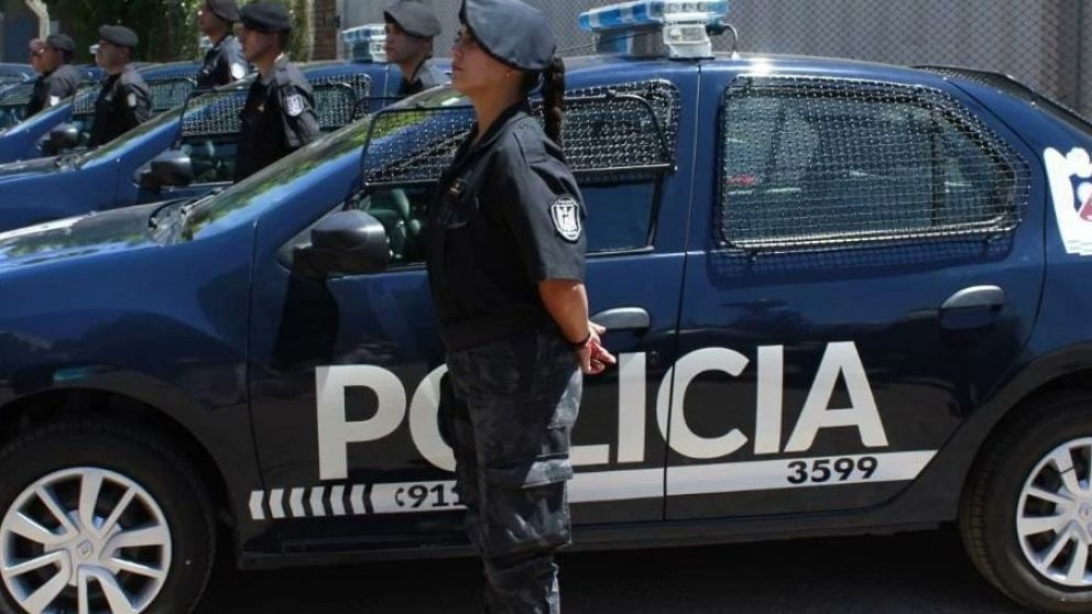 ¿Qué dice el petitorio que policías y penitenciaros mendocinos entregaron al Gobierno de Alfredo Cornejo?