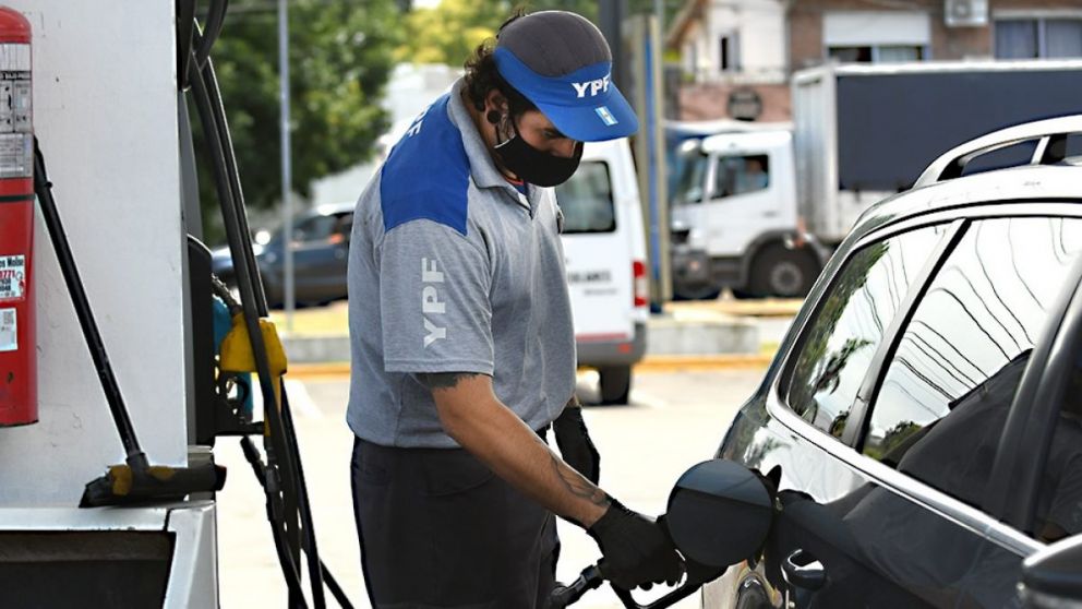 Buscan que San Rafael y General Alvear paguen menos en combustible