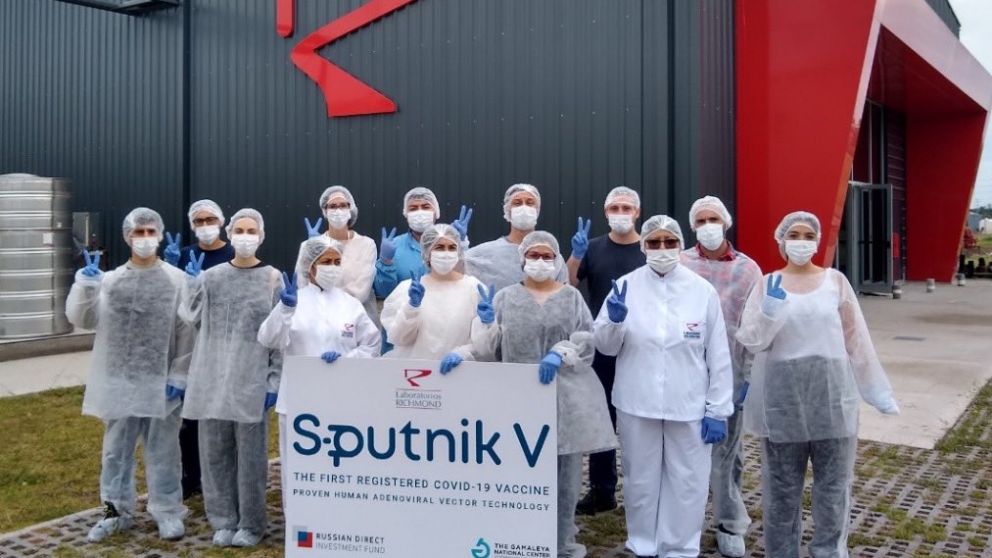 Arranca la producción local del componente 2 de la Sputnik… pero hay denuncia por “contaminación”