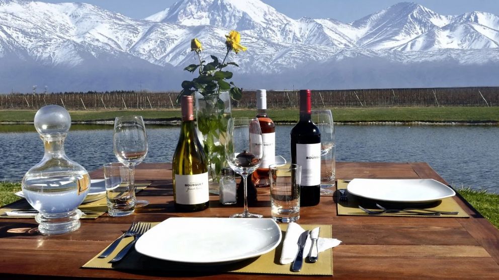 Restoranes mendocinos competirán (sin saberlo) por las famosas estrellas Michelin