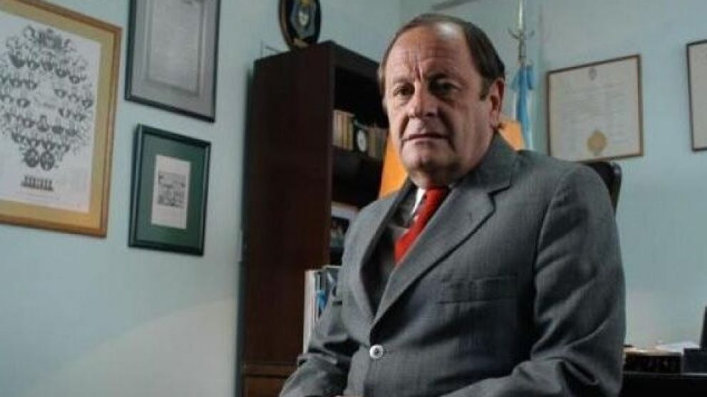 Denuncian al exjuez Canicoba Corral por archivar denuncia contra China por el origen del coronavirus