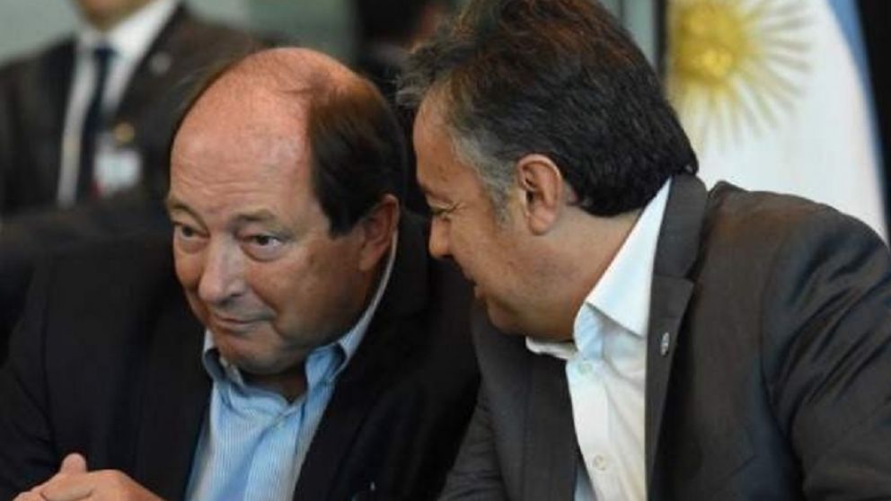 La UCR pretende pelearle la interna al PRO con candidato propio en 2023: el papel de Cornejo y Sanz