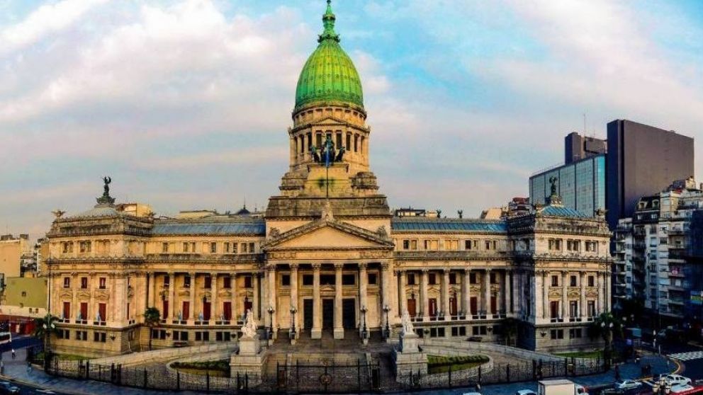 Ingresaron formalmente al Congreso los proyectos de Ficha Limpia y actualización de quebrantos impositivos