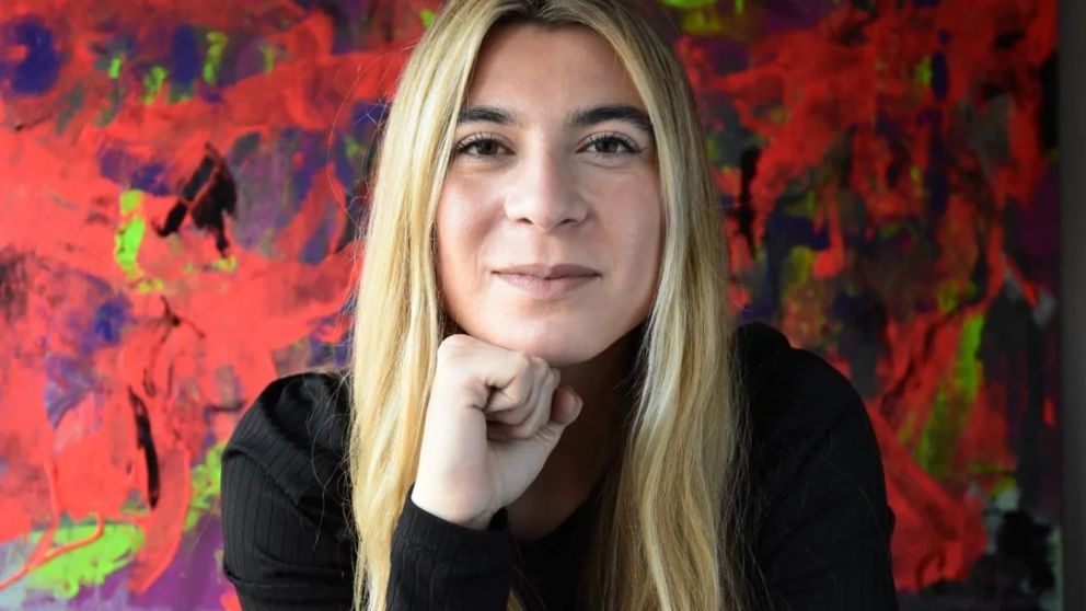La presidenta de la Liga Mendocina de Fútbol Femenino compara la política con el VAR