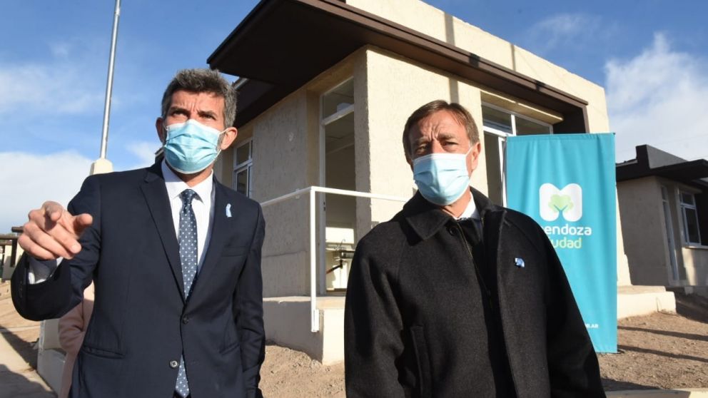Rodolfo Suarez junto a Ulpiano Suarez/Prensa gobierno de Mendoza