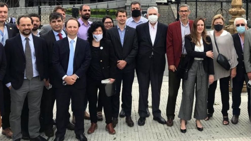 Grave: acusan a referentes de Republicanos Unidos de falsificar firmas de afiliados