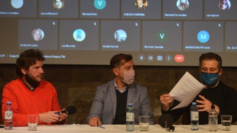 Arranca Mendoza Futura, el programa de formación en habilidades tecnológicas para estudiantes de toda la provincia