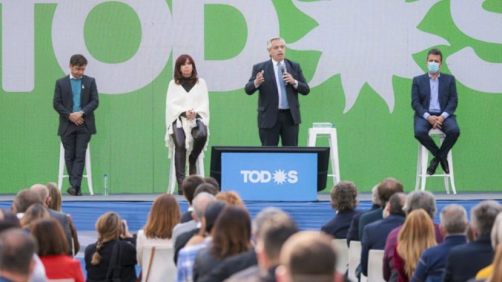 Se acerca el vencimiento de plazo para el cierre de alianzas: dudas en el Frente de Todos y un posible cambio de nombre