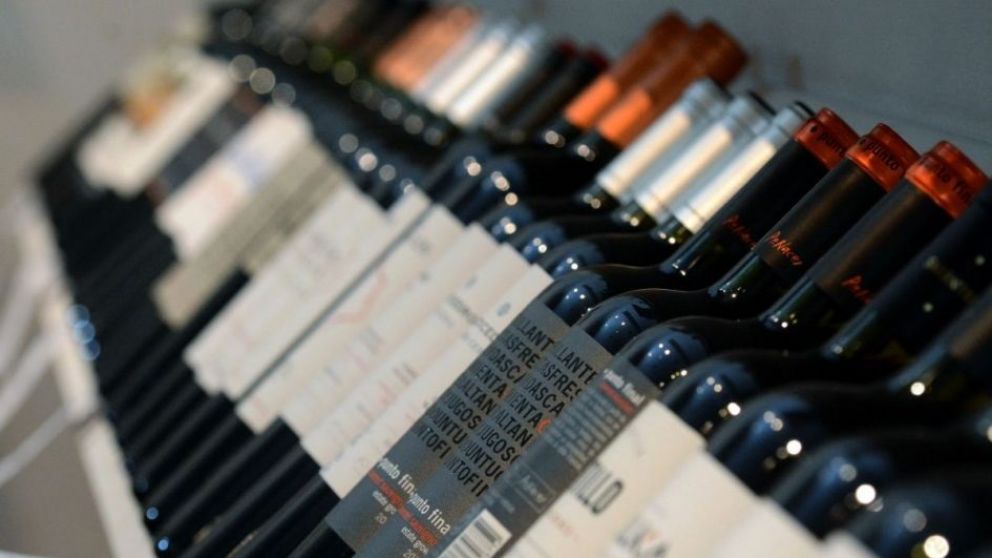 La crisis vitivin�cola de Mendoza: ca�da en despachos y p�rdida de 16 mil hect�reas de vid