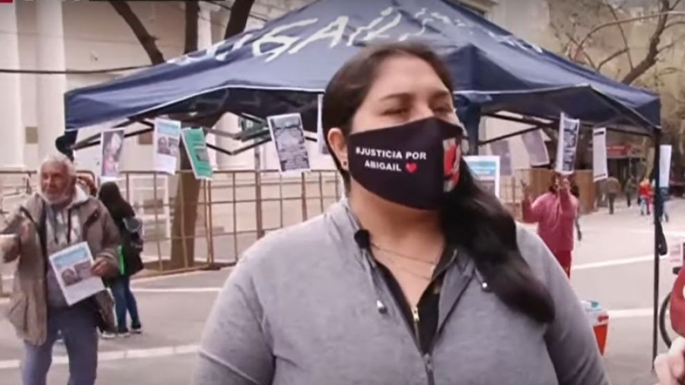 La mamá de Abigail pidió Justicia frente a la Legislatura mendocina y acusó: “Acá hay mucha corrupción”