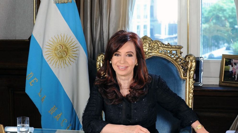 Reapareci� Cristina: no habl� de las causas judiciales y dijo que la responsabilidad ante el FMI es de la oposici�n