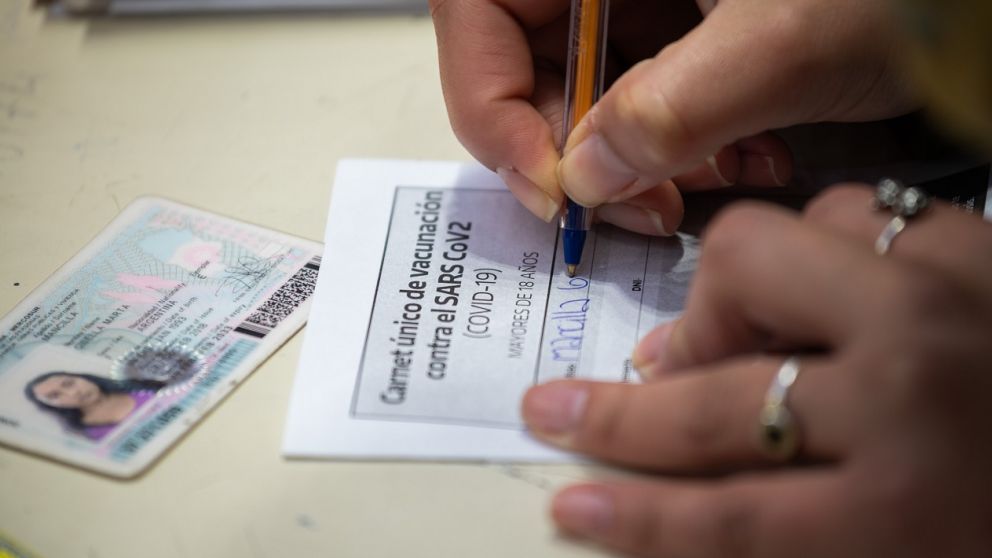 En Mendoza se registraron 65 casos de Covid en lo que va de enero y el Gobierno empieza a inquietarse