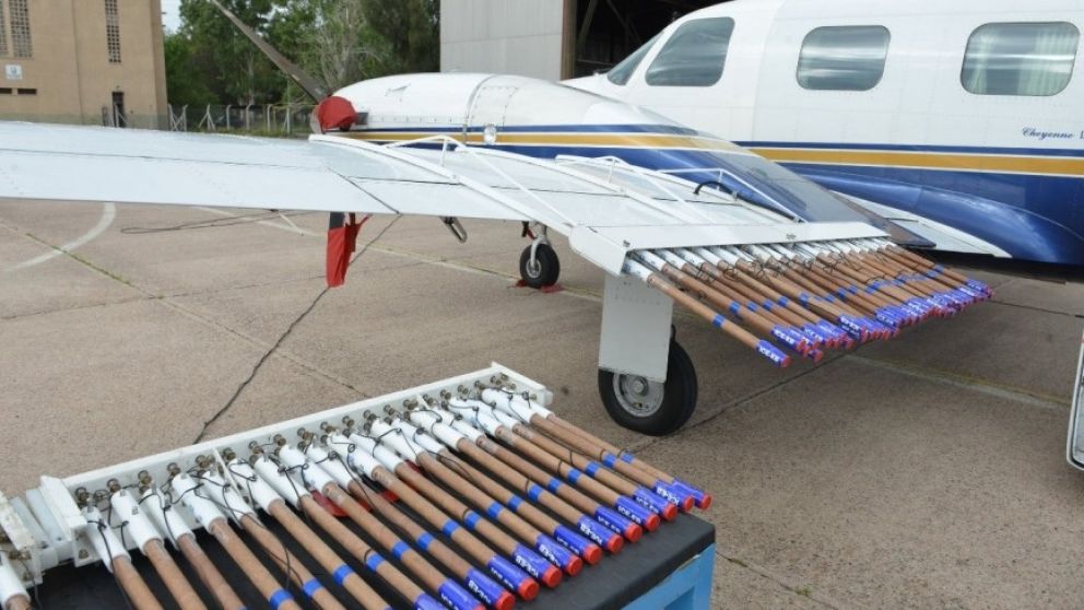El gobierno de Mendoza “clausura” la lucha antigranizo con aviones y avanza con créditos y otras medidas alternativas