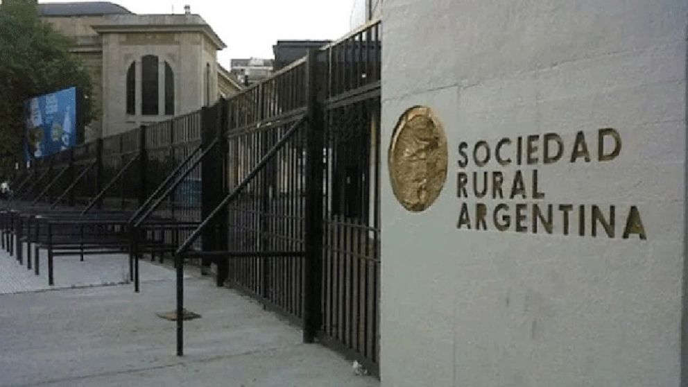 La Coviar y la Sociedad Rural sellan una alianza para impulsar la vitivinicultura