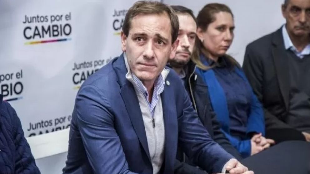 Echaron a Julio Garro tras decir que Messi tenía que pedir disculpas por la polémica con Francia