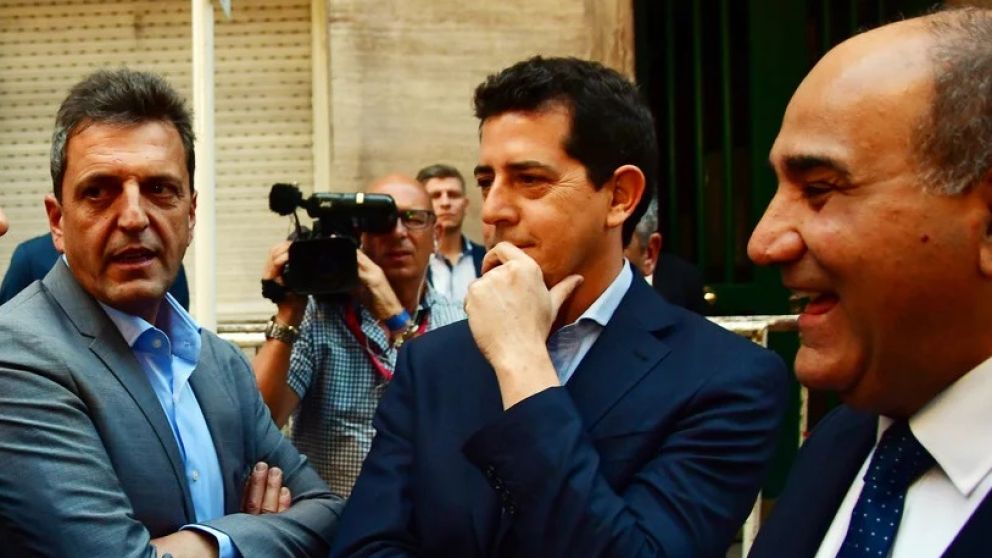 Manzur se coló en la foto: “Acompañaría a Wado De Pedro en una fórmula”