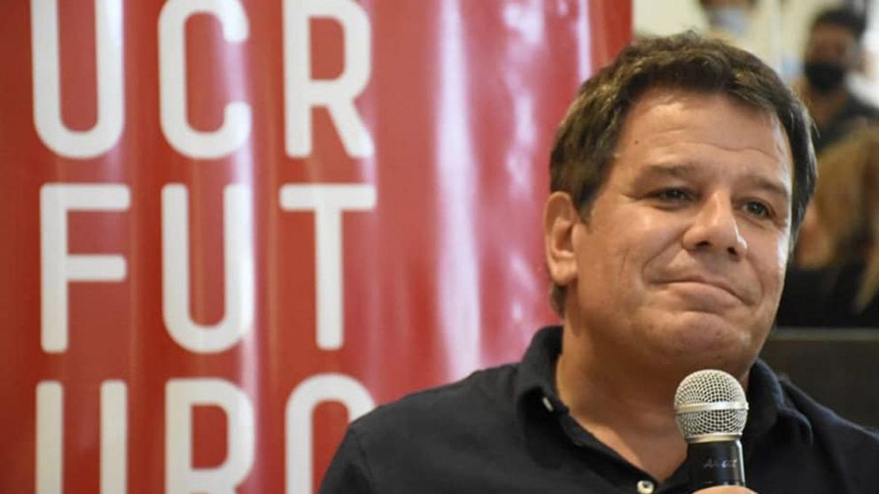 Facundo Manes criticó duramente la gestión de Milei, a quien tildó de “influencer”