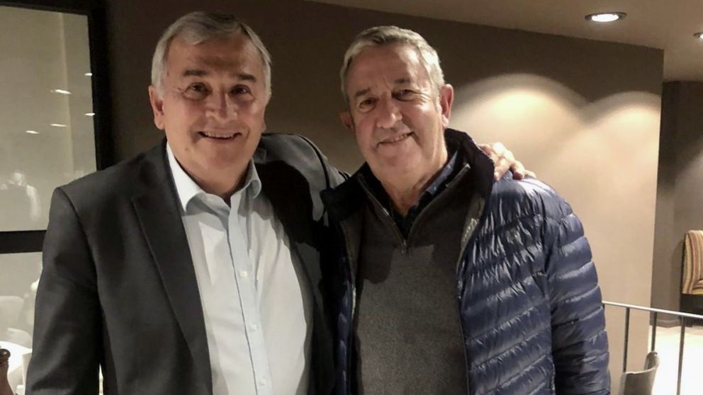 Julio Cobos junto a Gerardo Morales / TDP