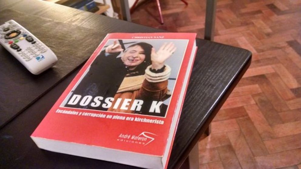 Descarga gratis: “Dossier K, escándalos y corrupción en plena era kirchnerista”, de Christian Sanz
