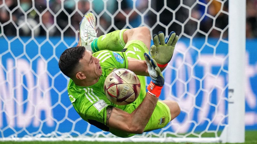 �El “Dibu” Mart�nez ser� compa�ero de Mauro Icardi?