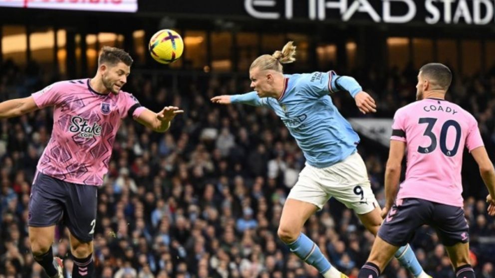 Con Julián Álvarez desde el banco, Manchester City empató con el Everton
