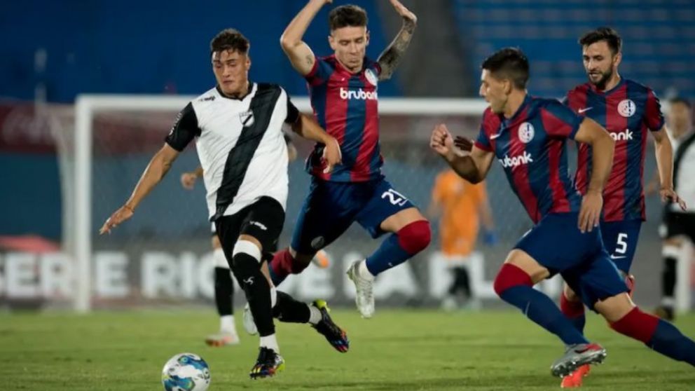 San Lorenzo perdió ante Danubio por la Serie Río de La Plata