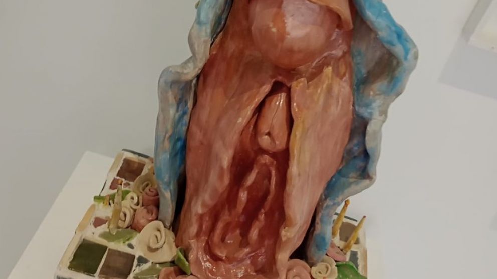 La Iglesia de Mendoza cuestion� una muestra de arte por el 8M expuesta en la UNCuyo: “Hiere gravemente nuestras convicciones religiosas”