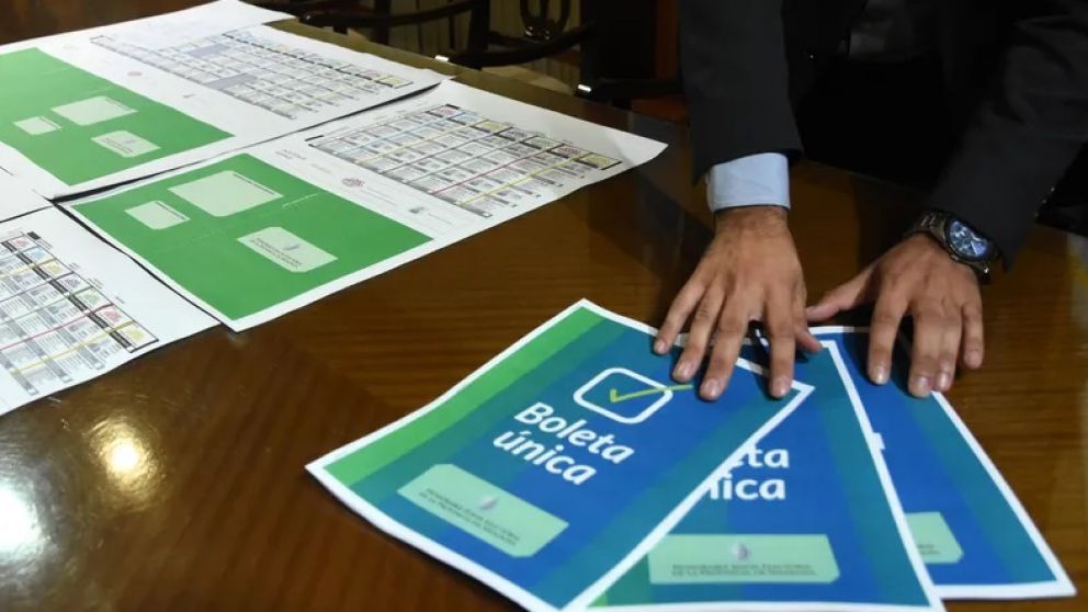 El Gobierno lanza un plan para capacitar a la gente sobre la nueva Boleta �nica