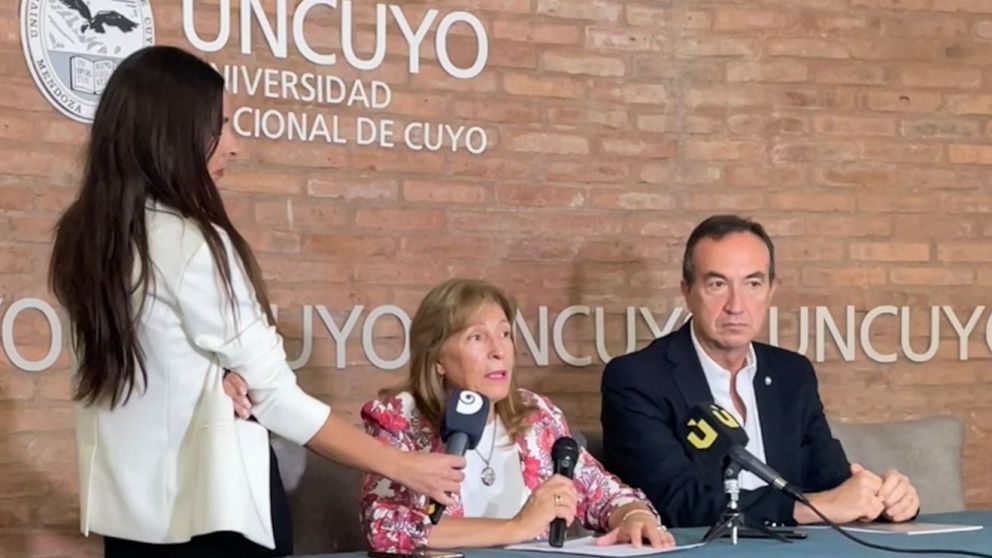 Esther Sánchez junto a Gabriel Fidel