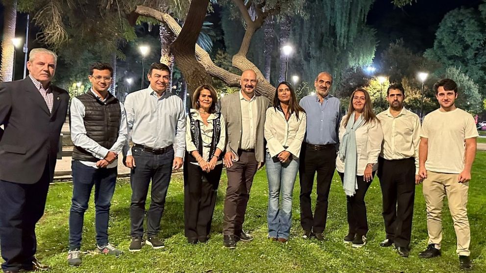 Junto a De Marchi y Difonso, Hugo Laricchia lanzó su precandidatura a intendente de la Ciudad de Mendoza
