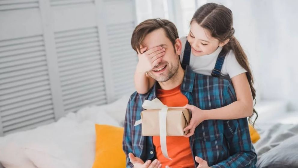 Los consejos de la Cecitys para las compras para el Día del Padre en Mendoza