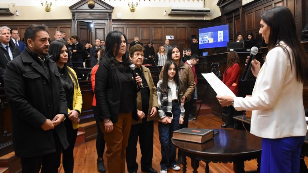 Asumió la senadora Cristina Gómez, quien reemplazará a Alejandro Bermejo en la Legislatura mendocina