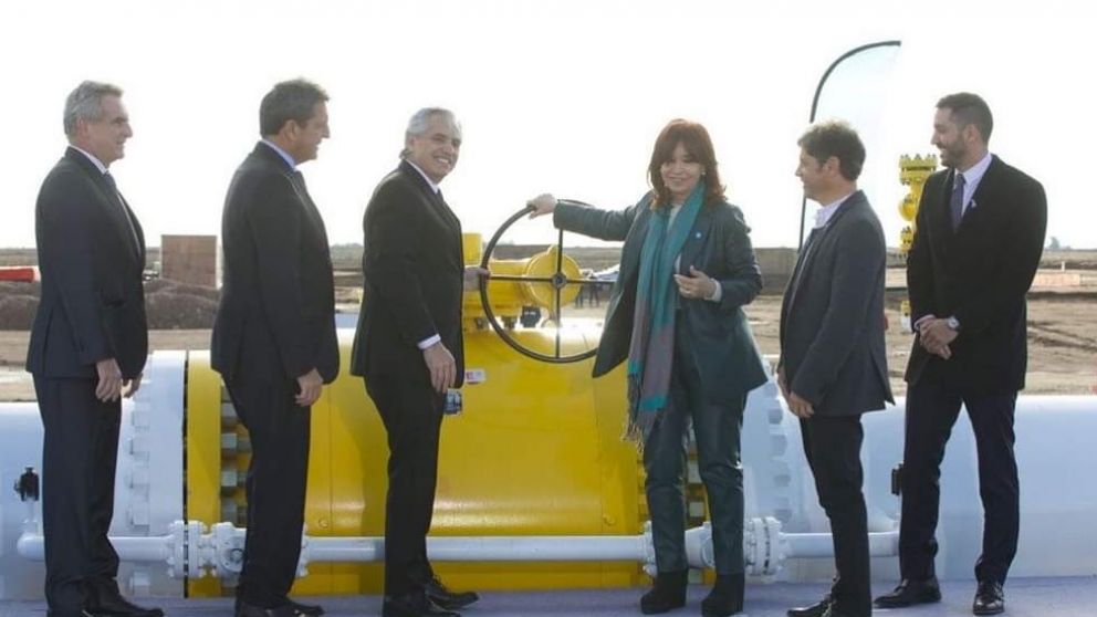 Y llegó la foto de la unidad: Alberto, Massa y Cristina inauguraron el gasoducto Néstor Kirchner