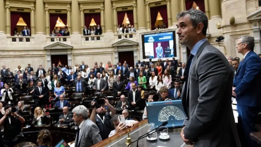 Bah�a Blanca: Diputados de la oposici�n piden declarar emergencia ambiental, econ�mica y habitacional por 90 d�as
