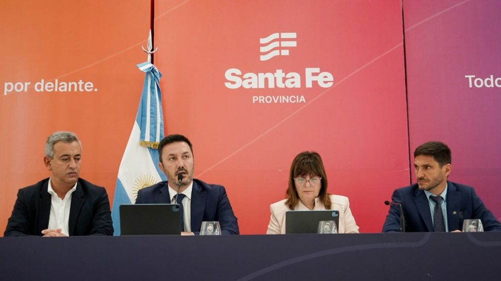 Luis Petri y Patricia Bullrich en Rosario
