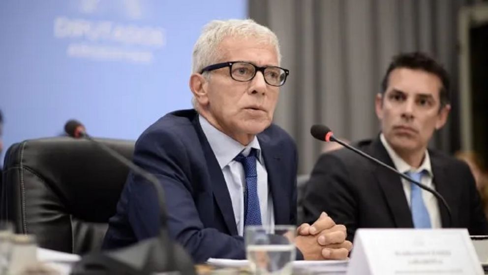 Mariano C�neo Libarona / NA
