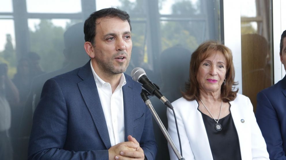 Tadeo Garc�a Zalazar y Esther Sanchez 
