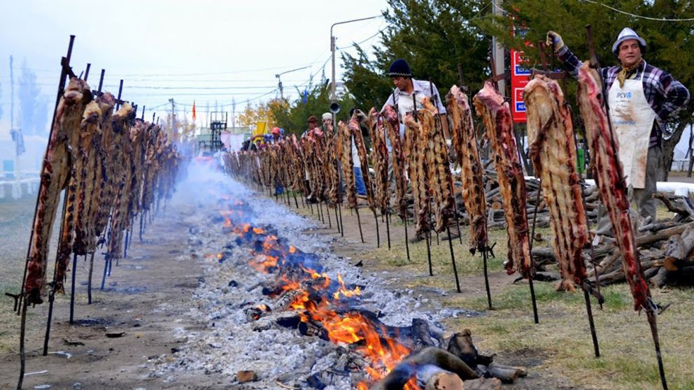 �Cu�l es el aporte educativo y cultural de la Fiesta Nacional de la Ganader�a de General Alvear?