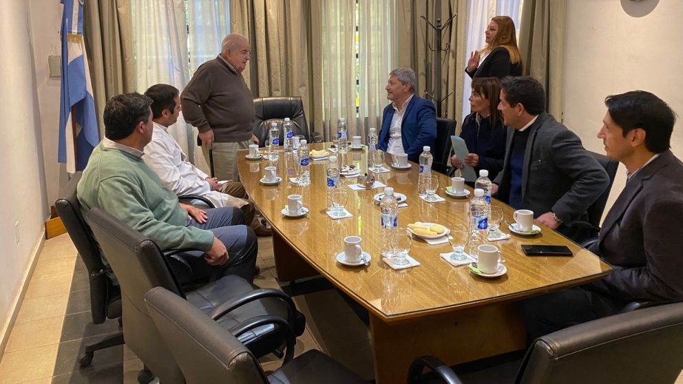 OSEP y Centro M�dico CERPOL acuerdan crecimiento en prestaciones m�dicas
