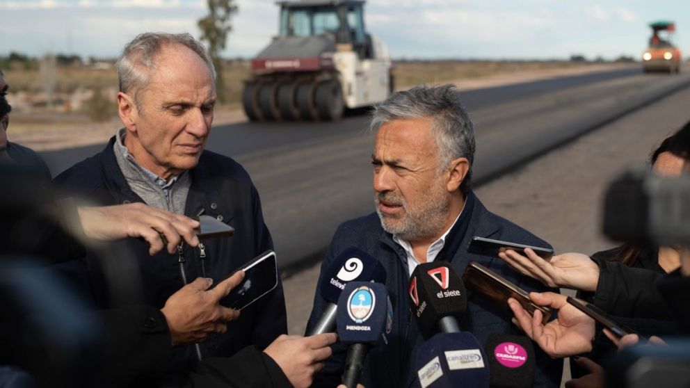 Alfredo Cornejo y Ra�l Rufeil / Prensa gobierno de Mendoza
