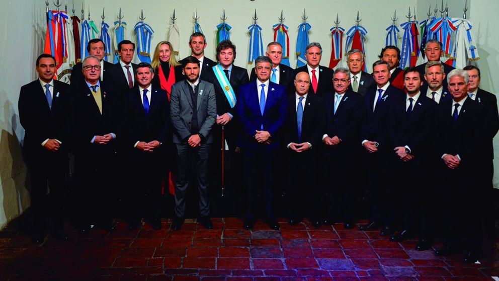 Los gobernadores le dieron la foto a Milei y ahora quieren resultados