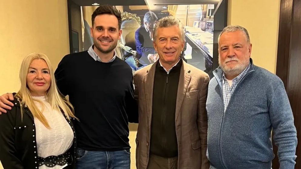 Pradines le llevó a Mauricio Macri una hoja de ruta amarilla para gobernar Mendoza