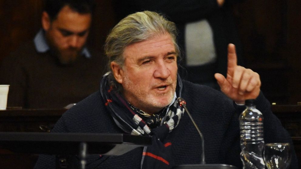 La Fundaci�n Cullunche estall� contra Jos� Luis Ram�n por comerse “unos quirquinchos”