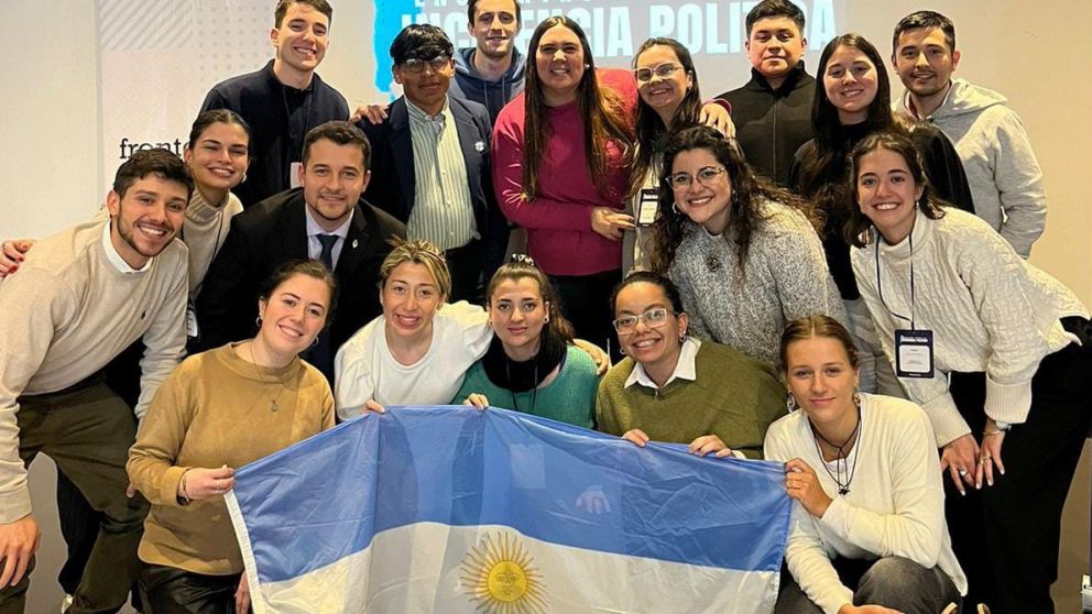 Por m�s j�venes en pol�tica: as� fue el 2� Encuentro Federal de Incidencia Pol�tica de Frente Joven