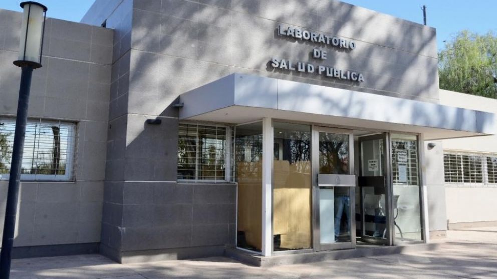 Para Ampros, el Laboratorio Núcleo del hospital Lencinas plantea más dudas que certezas