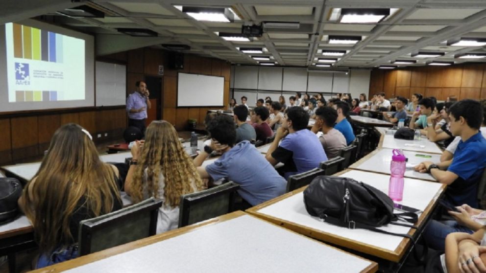 La UNCuyo puso en marcha un sistema integrado de datos acad�micos para la toma de decisiones