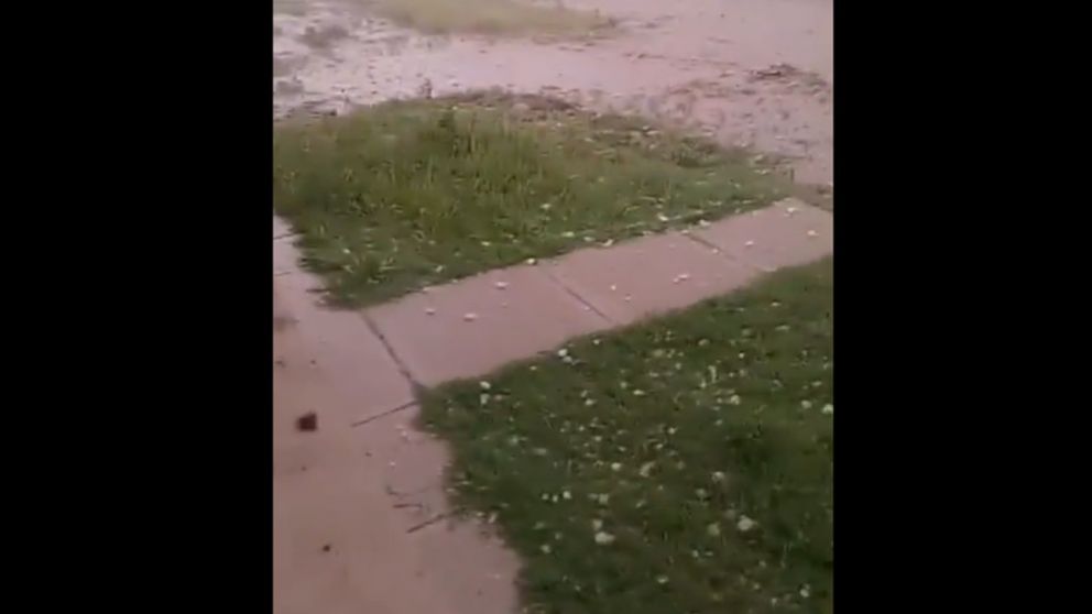Del tamaño de un huevo: así fue la fuerte granizada que cayó en San Carlos