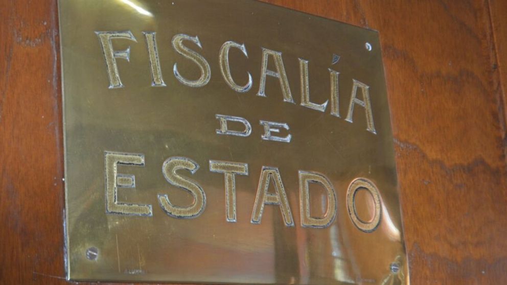 No es chiste: la Fiscalía de Estado designó a dos personas para manejar una caja de ¡$140 mil anuales!