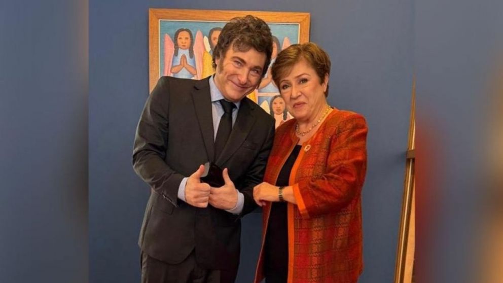 La oposición acusó al FMI de “conducir la estrategia política-electoral” de Milei