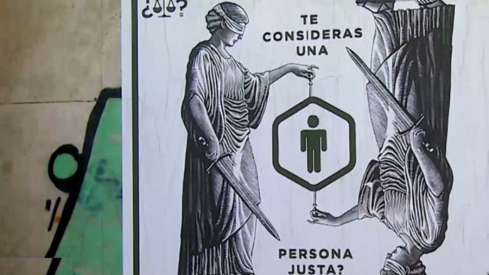 �Qu� son estos afiches que est�n pegados en zonas de la Ciudad de Mendoza?